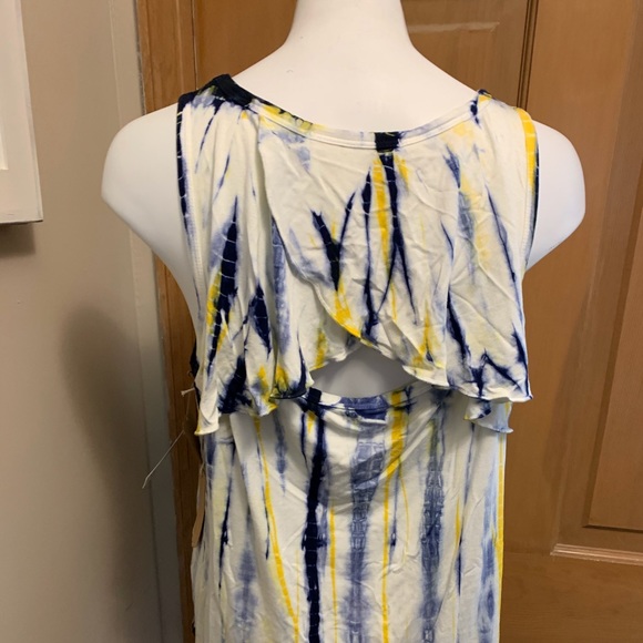 New Green Dragon Petal Back Tank - Picture 2 of 4